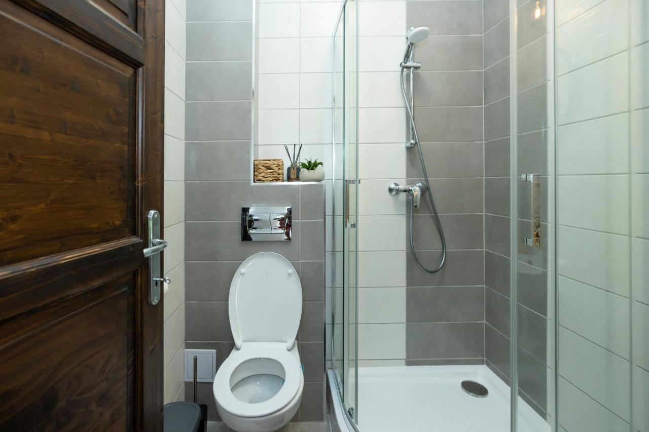 Zsendulo Apartman Apartment Eger Luaran gambar