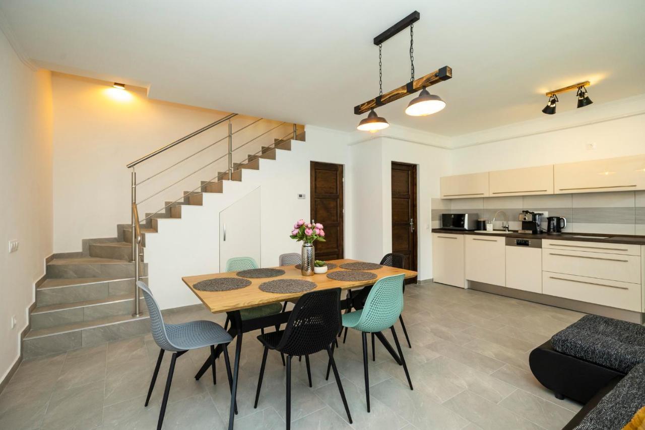 Zsendulo Apartman Apartment Eger Luaran gambar